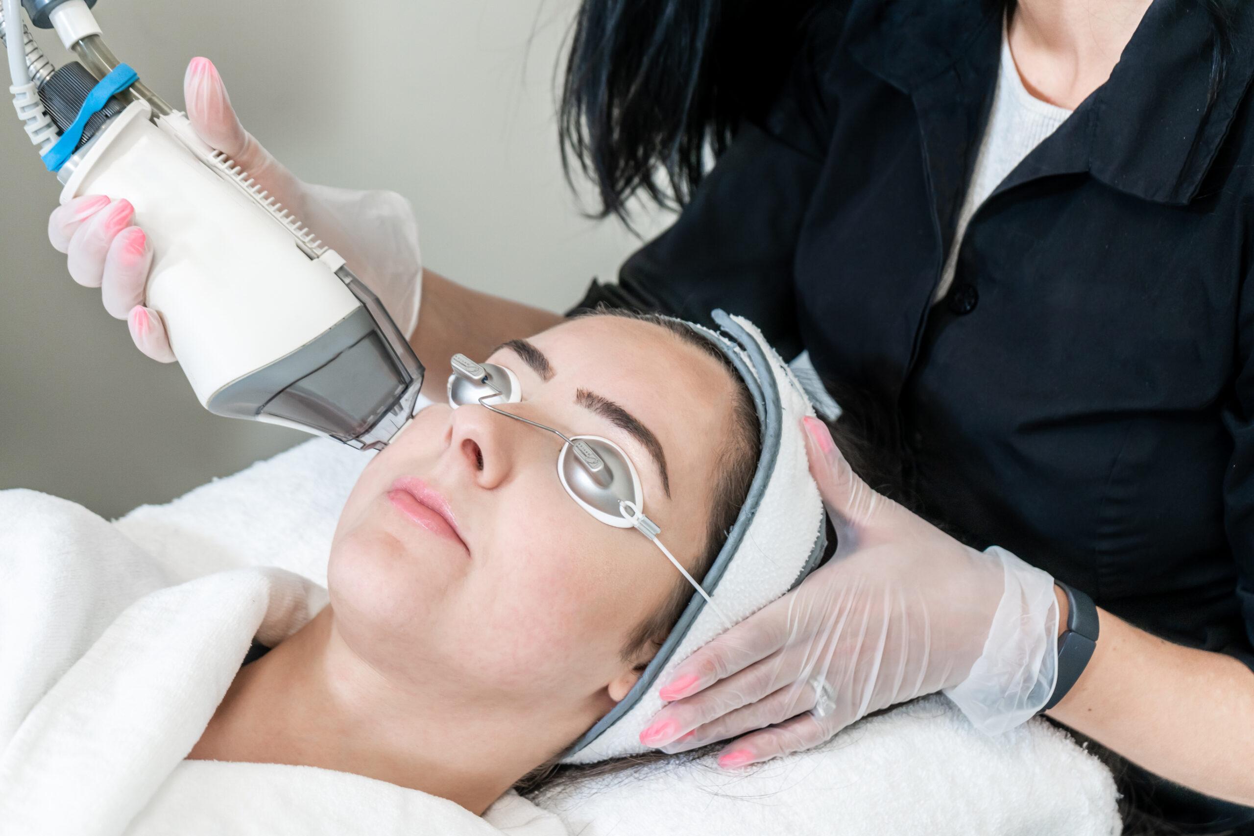 Black Spots On The Skin: Ways To Treat Them To Get Spotless Skin